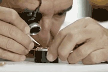 劳力士手表官售后保养服务青岛费用